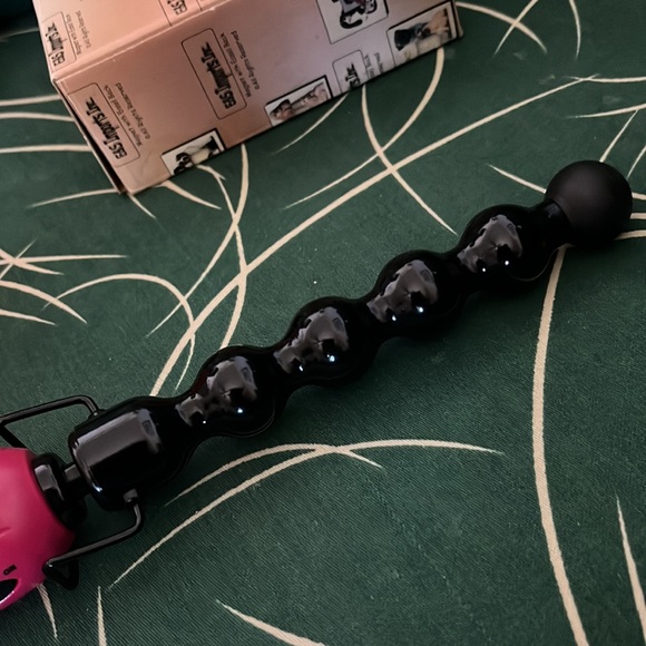 Revlon beach curl curling iron. - Picture 5 of 5